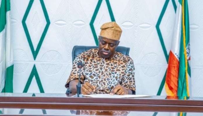 Oyo State governor, Seyi Makinde, on Tuesday, signed the Oyo State Security Network Agency Bill 2020 for the establishment of Amotekun Corps into law.