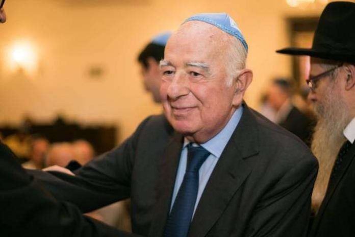 Joseph Safra, one of the world’s richest bankers who built an empire spanning continents with over $85 billion in banking assets, has died. He was 82.