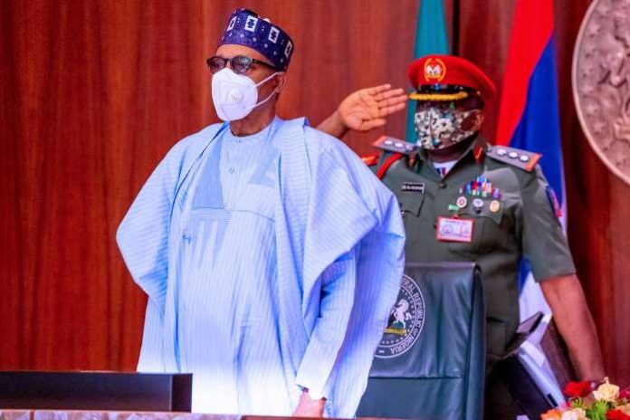 The Federal Executive Council (FEC), presided over by President Muhammadu Buhari, on Wednesday, mourned the death of former Lagos State governor, Alhaji Lateef Jakande, with a minute silence. The Federal Executive Council (FEC), presided over by President Muhammadu Buhari, on Wednesday, mourned the death of former Lagos State governor, Alhaji Lateef Jakande, with a minute silence.
