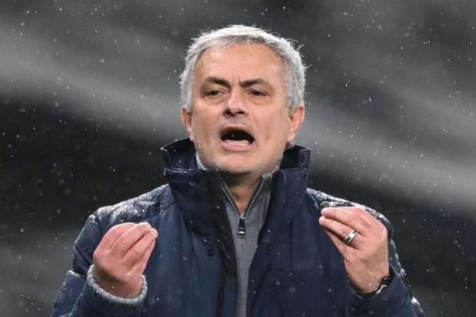 Tottenham Hotspur manager Jose Mourinho has blamed Carlos Vinicius after their loss to Chelsea, saying the player doesn’t press his opponents with great intensity. Tottenham Hotspur manager Jose Mourinho has blamed Carlos Vinicius after their loss to Chelsea, saying the player doesn’t press his opponents with great intensity.