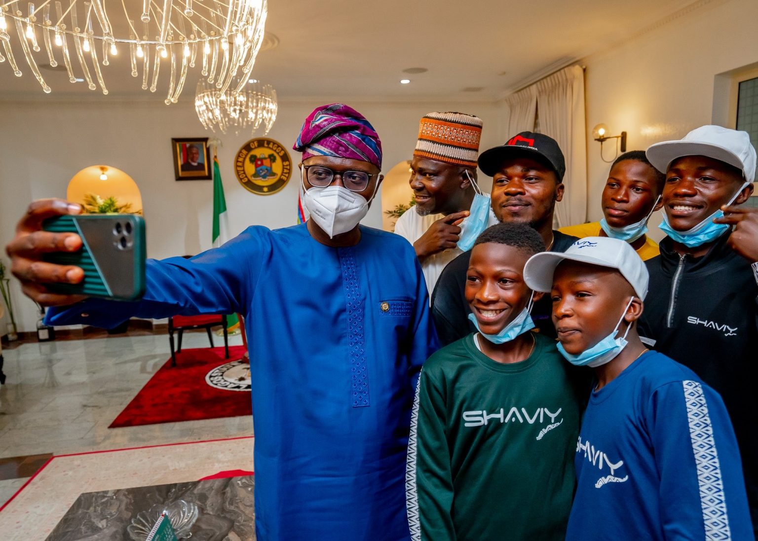 Ikorodu Bois posing with Governor Babajide Sanwo-Olu