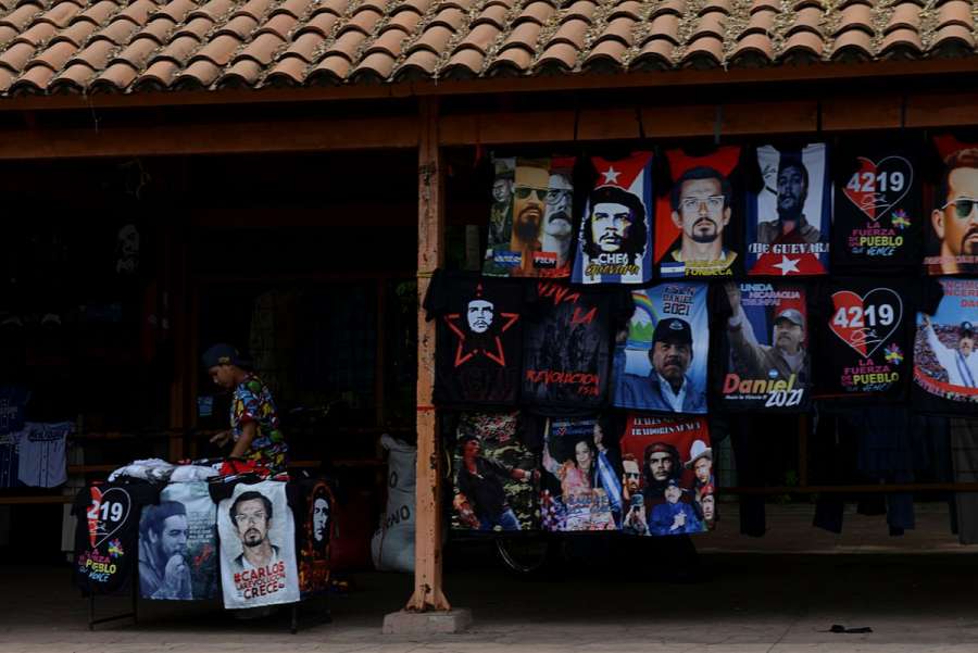 A man sells t-shirts, some of them showing Nicaraguan President Daniel Ortega, in Managua, Nicaragua June 30, 2021. Picture taken June 30, 2021. REUTERS-Stringer